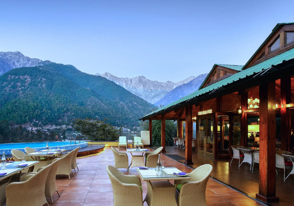 The Green Bean Hostel & Cafe